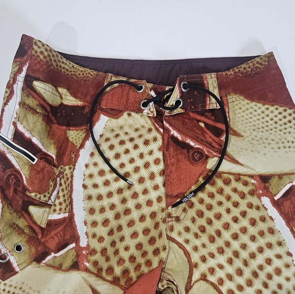 Volcom Stone Swim Trunks Mens 30 Waist Orange Beige Waist Tie Beachy Boardshorts - Picture 2 of 5